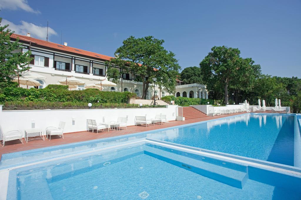 Hvd Boutique Hotel Oasis - Private Beach & Free Parking ゴールデンサンド エクステリア 写真